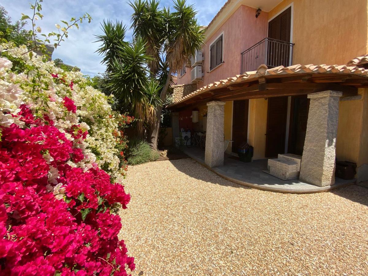 Sa Villarose By La Via Del Mare Viaggi E Vacanze Villasimius Exterior photo